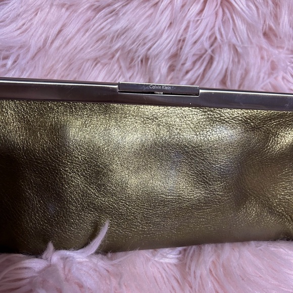Calvin Klein Y2K Metallic Gold Clutch Handbag Retro Classic Party - Picture 3 of 6